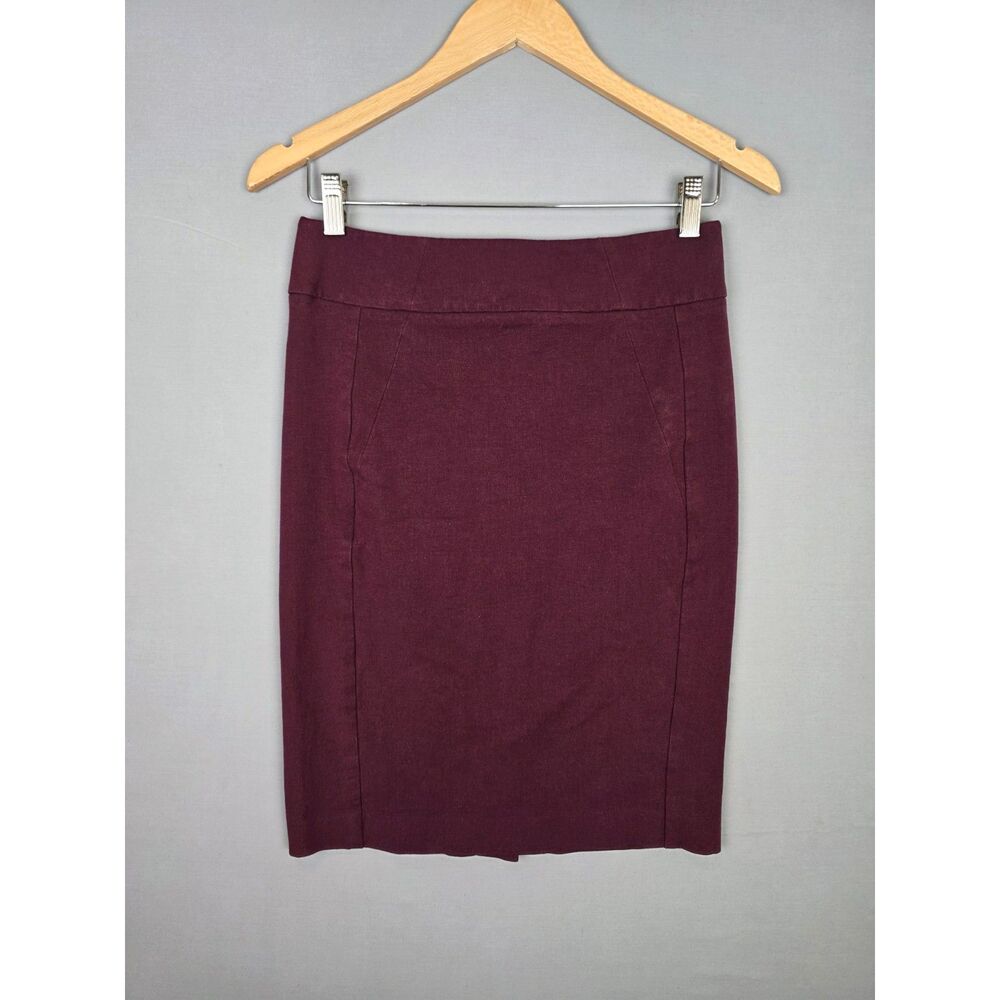 Ann Taylor Burgandy Stretch Skirt Size 4 Pencil Straight slight Corpcore Office